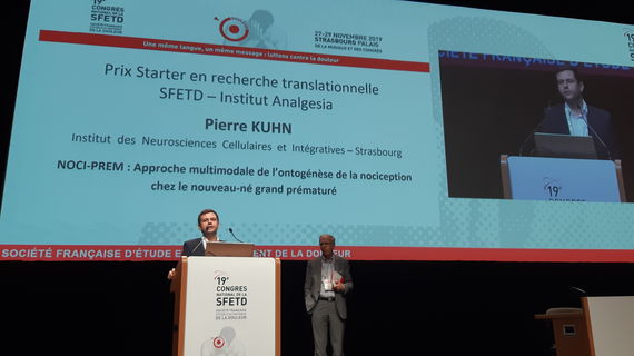 Antoine Martenot (équipe P. Kuhn) et Alain Eschalier (président Analgesia)